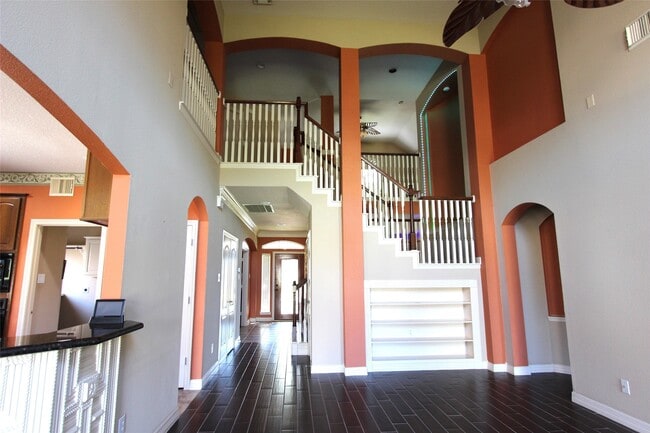 Building Photo - 1410 Caine Hill Ct