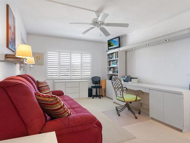 2nd bedroom - 4825 Gulf of Mexico Dr