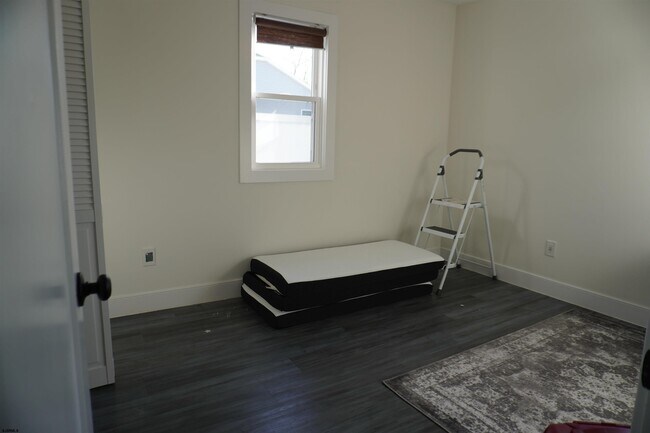 Foto del edificio - 1101 Shore Rd