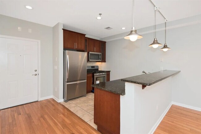 Foto del edificio - 203 Hackensack Plank Rd