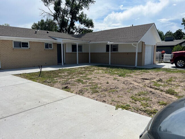 Building Photo - Rent-to-Own Ranch-Style Home in Henderson,...