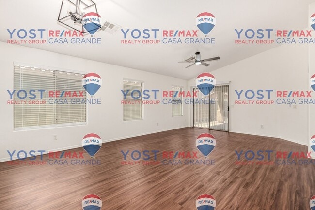 Building Photo - Well-Maintained Rental in Maricopa’s Torto...