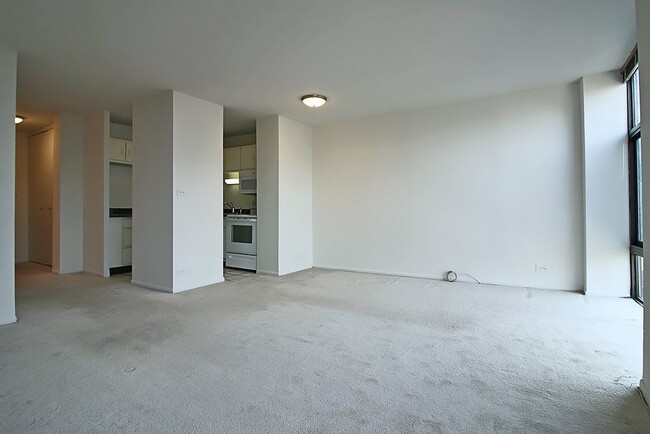 Photo - 73 E Scott St Apartment