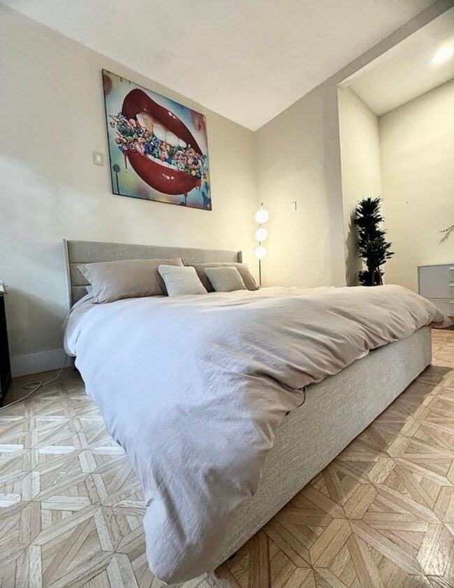 Building Photo - 8956 Norma Pl