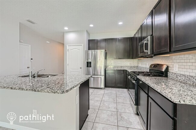 Building Photo - 937 Hilltop Park Court