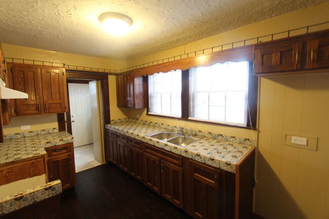 Foto del edificio - 1605 4th Terrace W