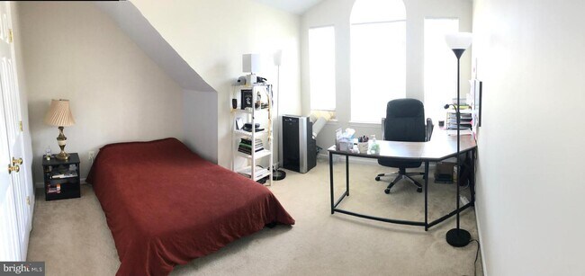 Foto del edificio - 5310 Arapaho Ln