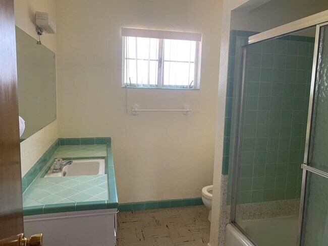 Foto del edificio - 2504 E Monte Vista Dr