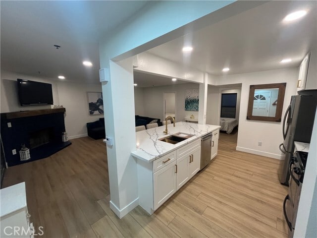 Foto del edificio - 345 Avocado St