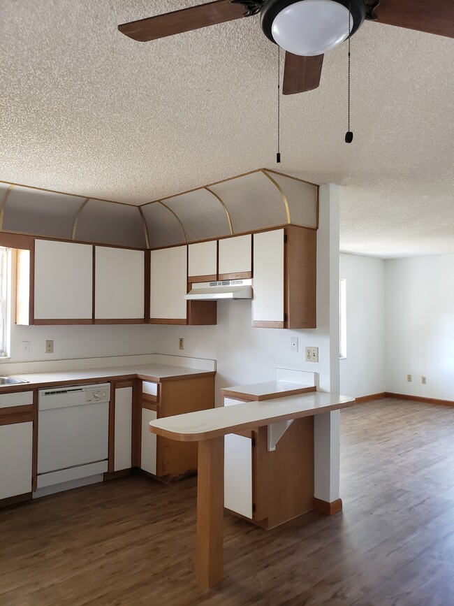 Building Photo - 43 Hydrangea Ln
