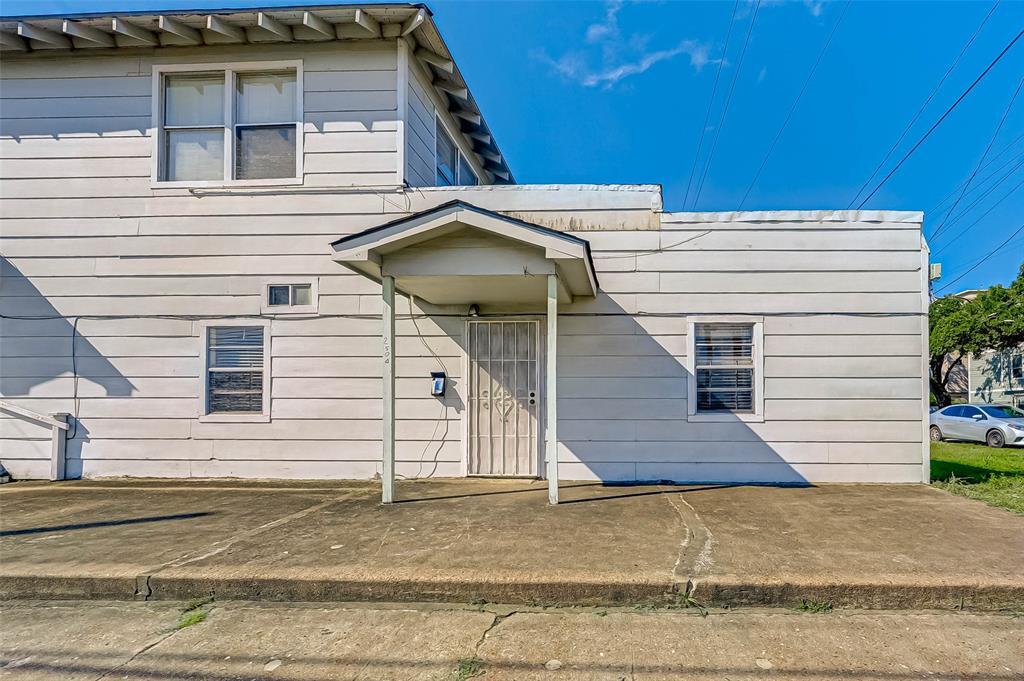 Primary Photo - 2504 Leeland St