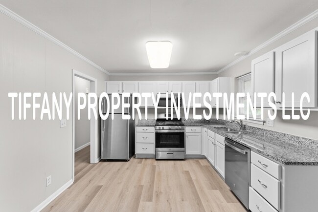 Building Photo - 317 Amon Ln