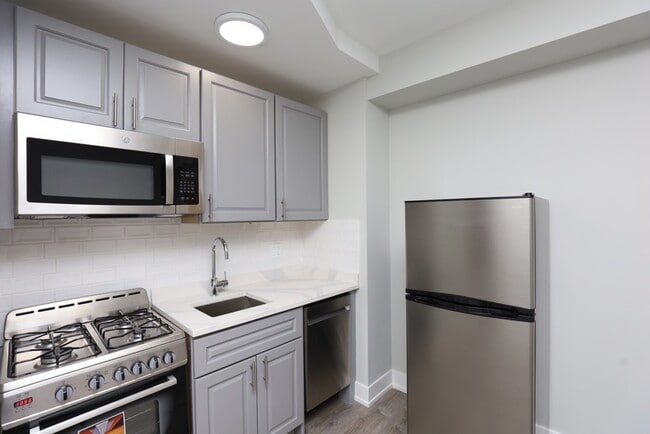 Foto del edificio - 510 W Belmont Ave