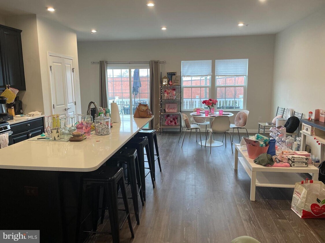 109 Almond Dr, Lansdale, PA 19446 Townhome Rentals in Lansdale PA