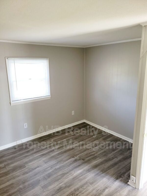 Building Photo - 532 Homewood Ave