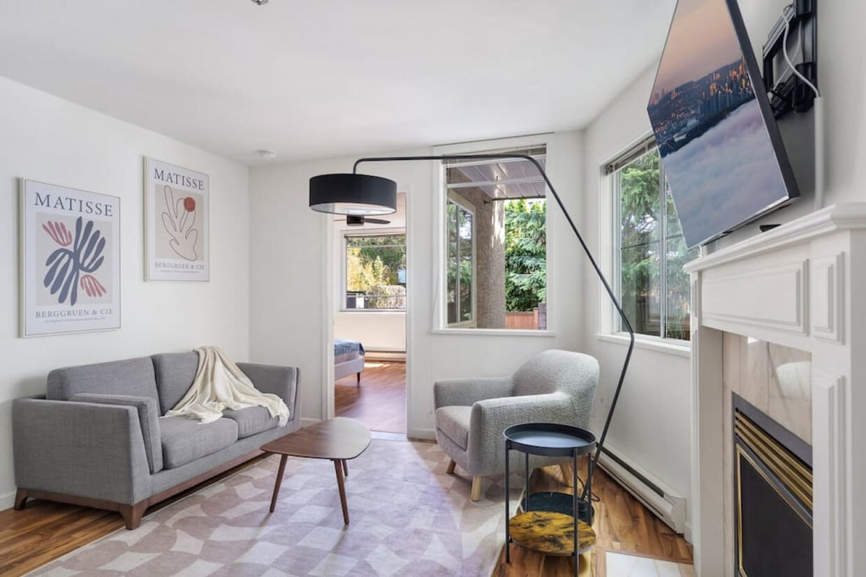 Photo principale - 1126 W 11th Ave