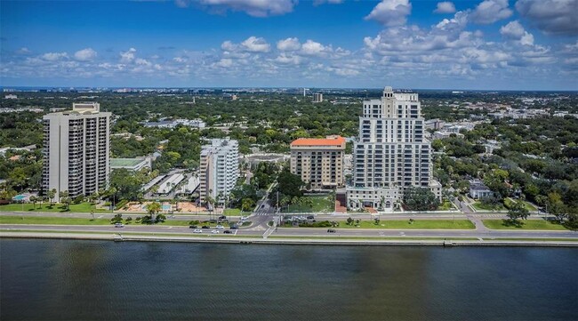 Foto del edificio - 2109 Bayshore Blvd