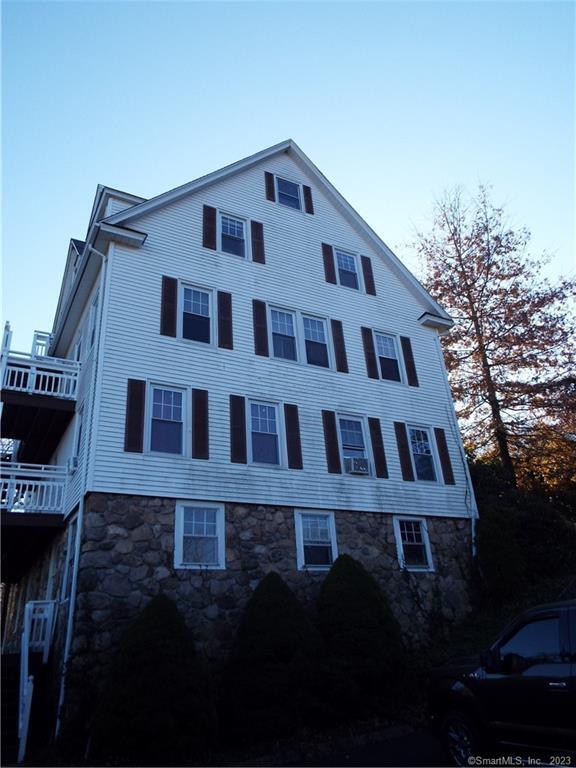 Building Photo - 405 Mohegan Ave Pkwy