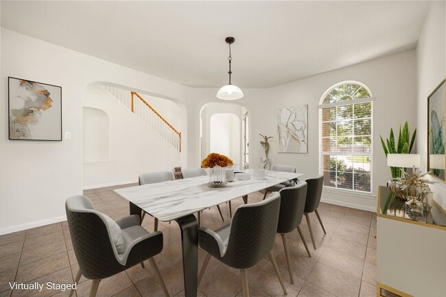 Building Photo - 7711 Summer Shore Dr