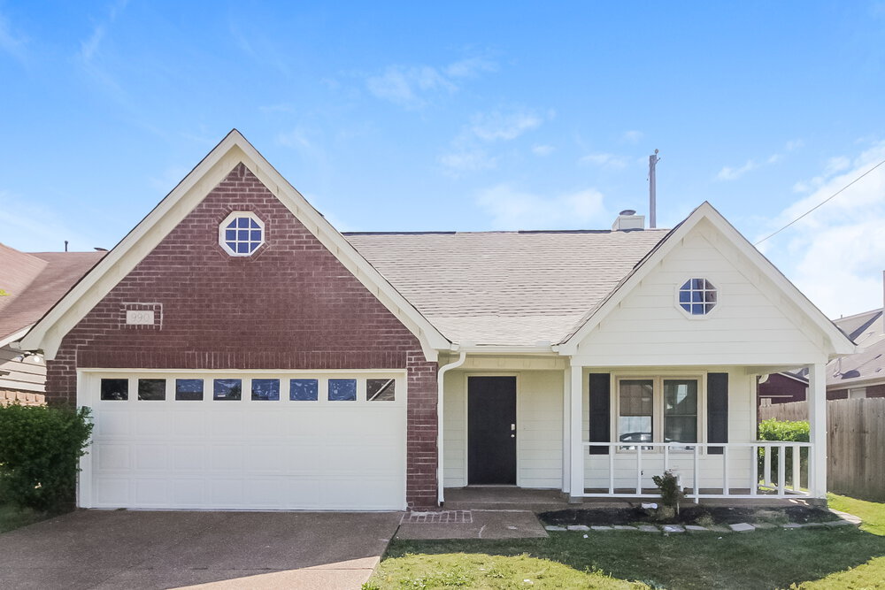 Primary Photo - 990 Appling Meadow Dr