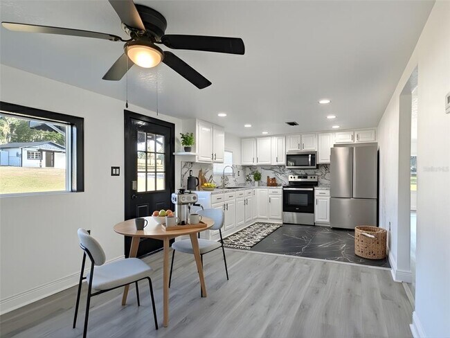 Foto del edificio - 15209 Bailey Hill Rd