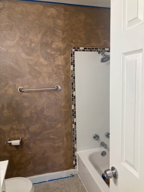 Unidad A Baño con bañera y ducha - 714 S River St