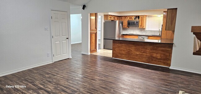 Foto del edificio - 4534 Stony Creek Dr