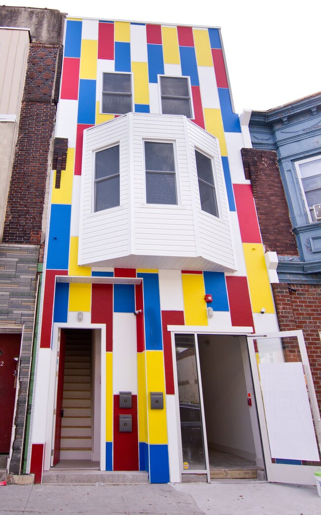 Building Photo - 6104 Market St
