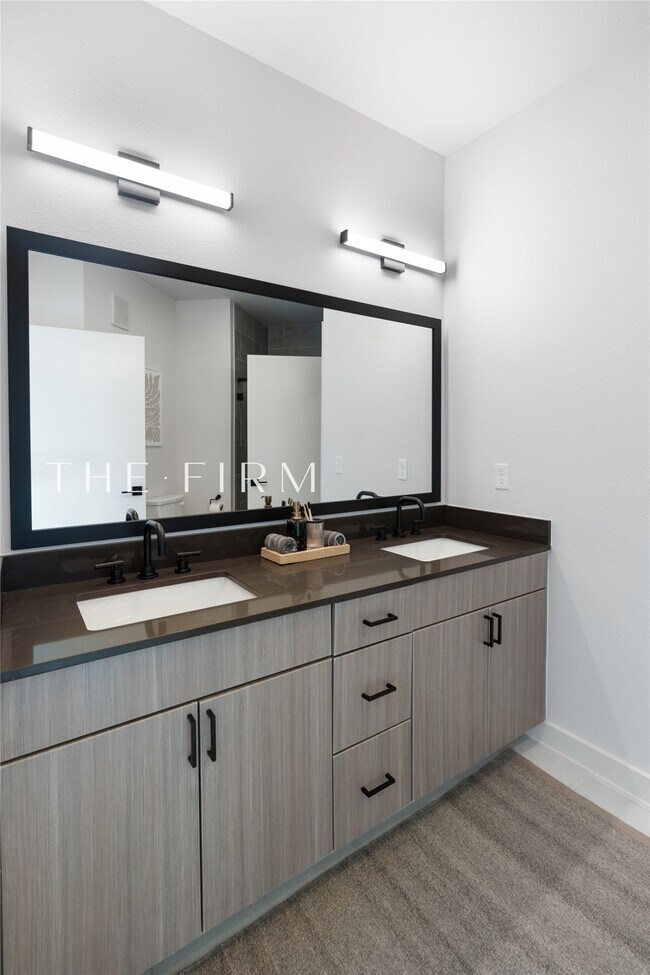 Foto del edificio - 3001 W 11th St