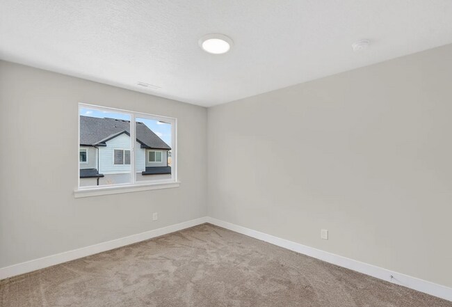 Building Photo - 2083 N 3930 W