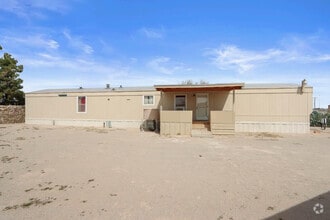 Building Photo - 505 Ricky Zelt Dr