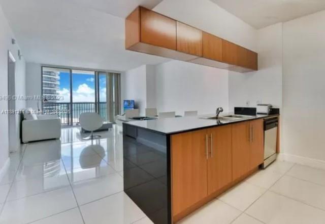 Foto del edificio - 1750 N Bayshore Dr