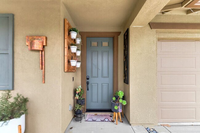 Foto del edificio - Beautiful 4-Bedroom, 3-Bath Home on a Quiet Cul-de-Sac in Woodland