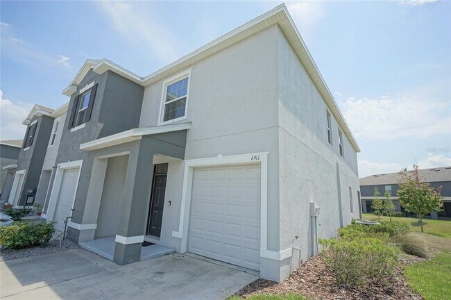 Foto del edificio - 6911 Breezy Palm Dr