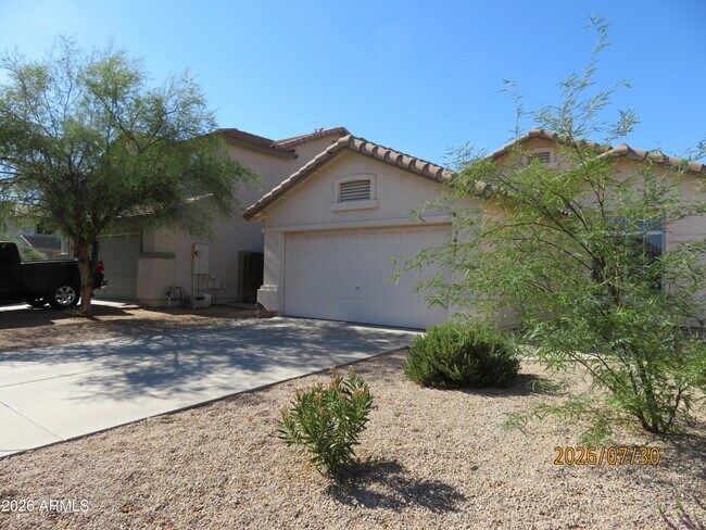Building Photo - 15446 W Gelding Dr