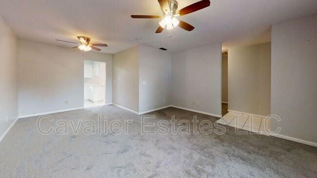 Foto del edificio - 7011 W Pocahontas Ave