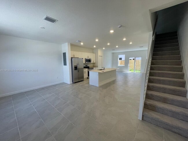 Foto del edificio - 1066 SE 2nd St