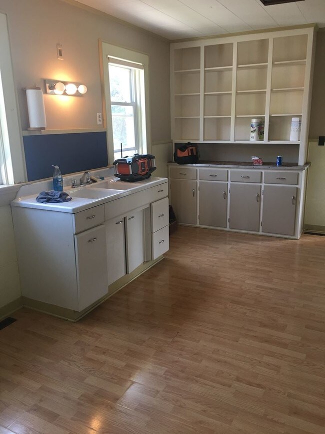 Foto del edificio - 2 br, 1 bath House - 331 W 25th St