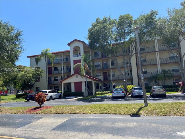 Building Photo - 1100 SW 128th Terrace