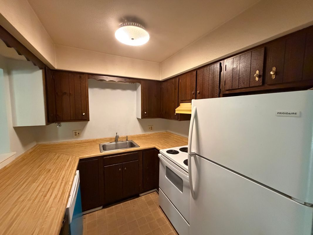 Foto del edificio - 1088 Dover, 302