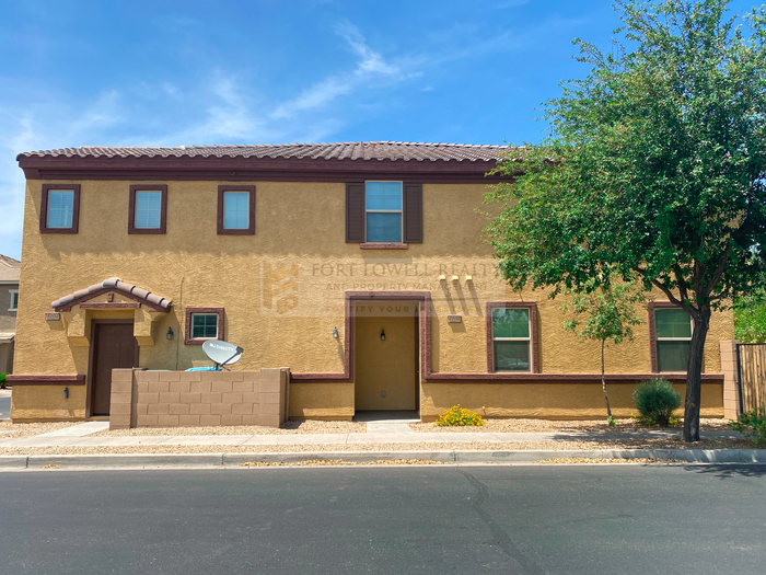 Primary Photo - 3 bed 2.5 bath Daravante community Townhom...