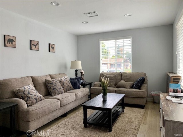 Building Photo - 4542 Robinwood Cir
