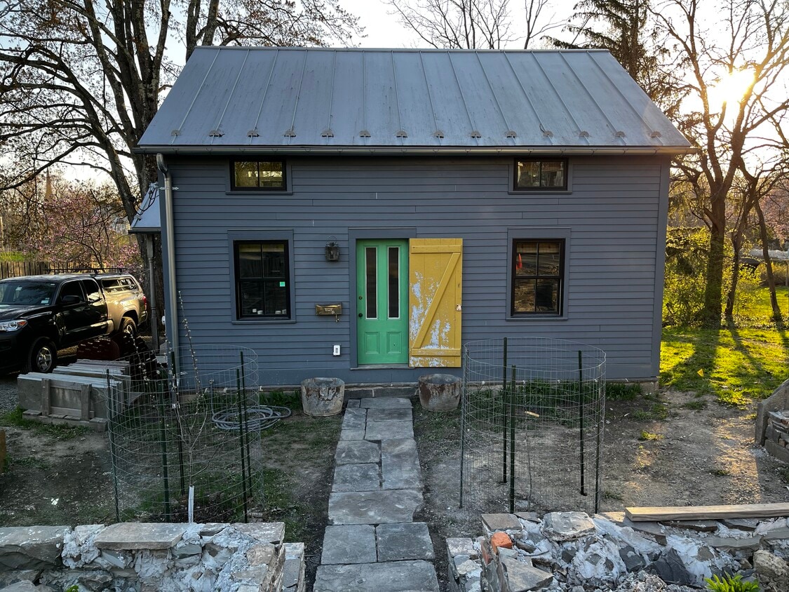 13 Mynderse St, Saugerties, NY 12477 House Rental in Saugerties, NY