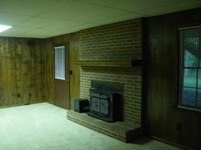 Foto del edificio - 220 Lantern Ridge Ct