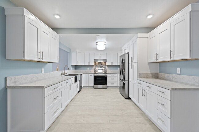 Foto del edificio - 8724 Summercrest Ln