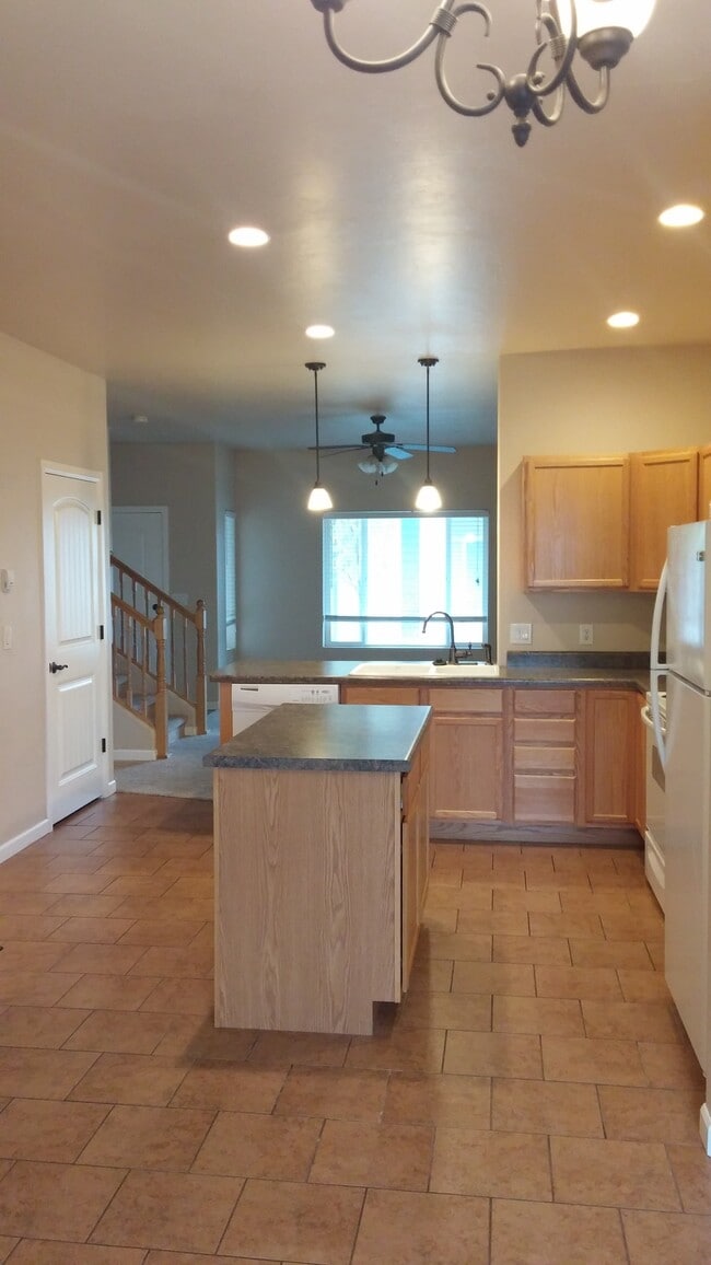 Foto del edificio - 2928 Paula Ln