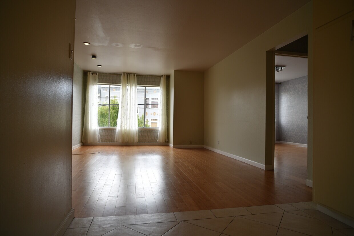 Sala de estar - 777 5th Ave