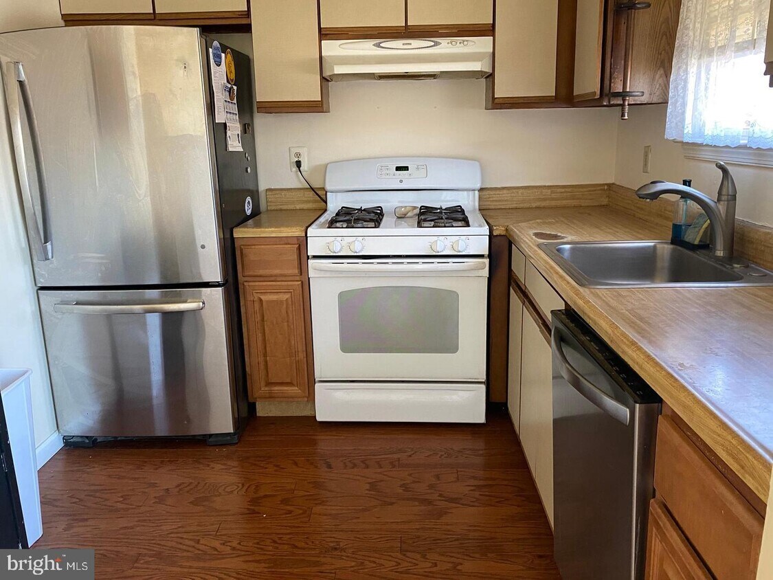 207 Coates St, Bridgeport, PA 19405 Townhome Rentals in Bridgeport PA