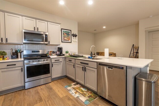 Foto del edificio - 280 Tequilana Pass