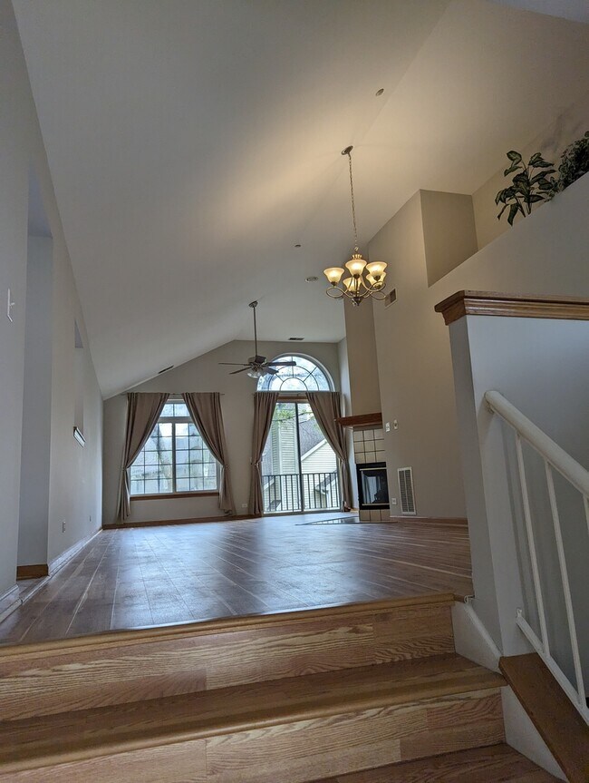 Building Photo - 1651 Colfax Ct
